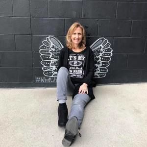 Meet your Posher, Debbie